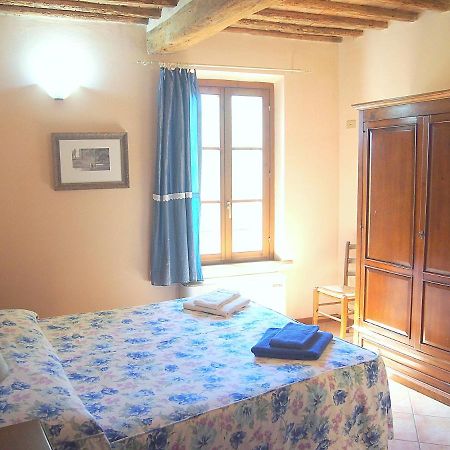 Nell'Antica Torre Di Fronte A Siena Apartment ภายนอก รูปภาพ