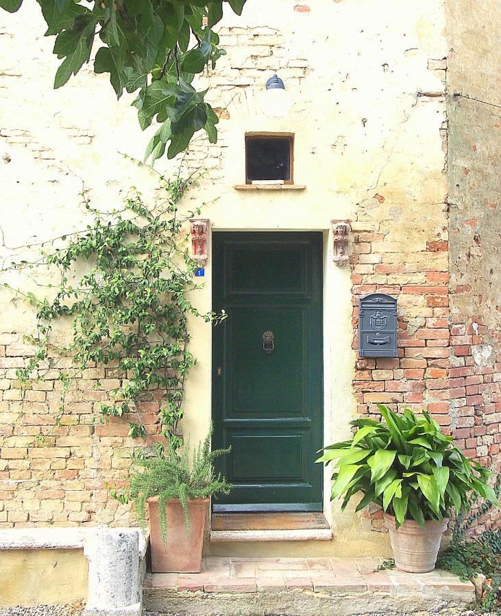 Nell'Antica Torre Di Fronte A Siena Apartment ภายนอก รูปภาพ